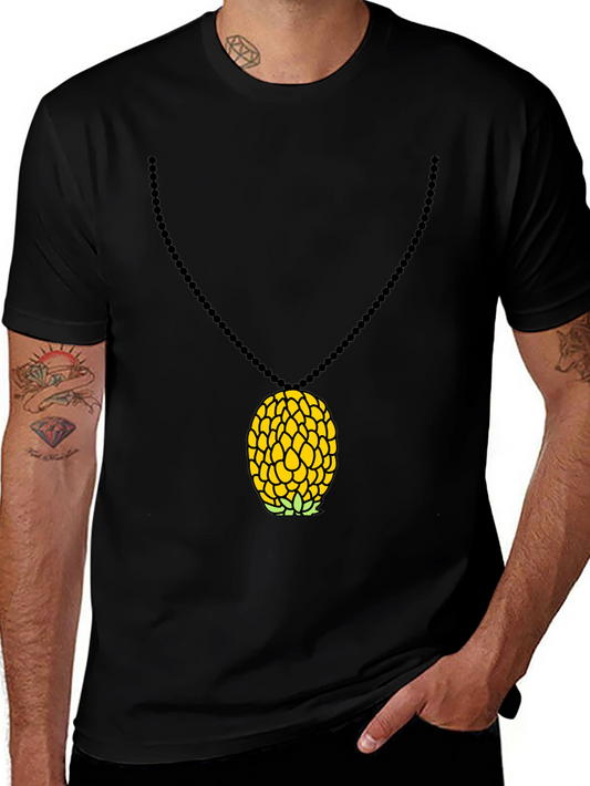 Camiseta Negra con Colgante de Piña