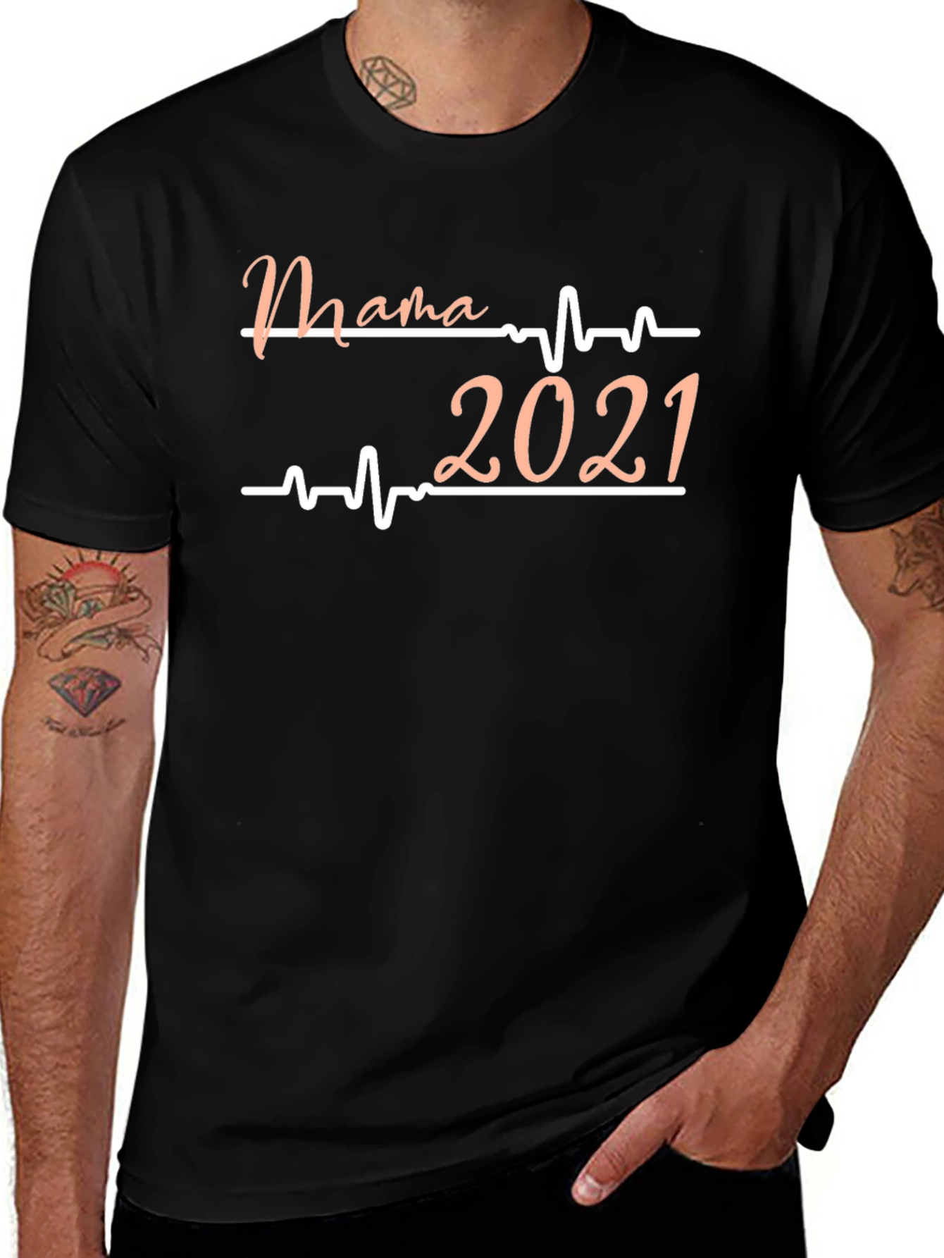 Camiseta Negra Mama 2021 con Diseño de Latido