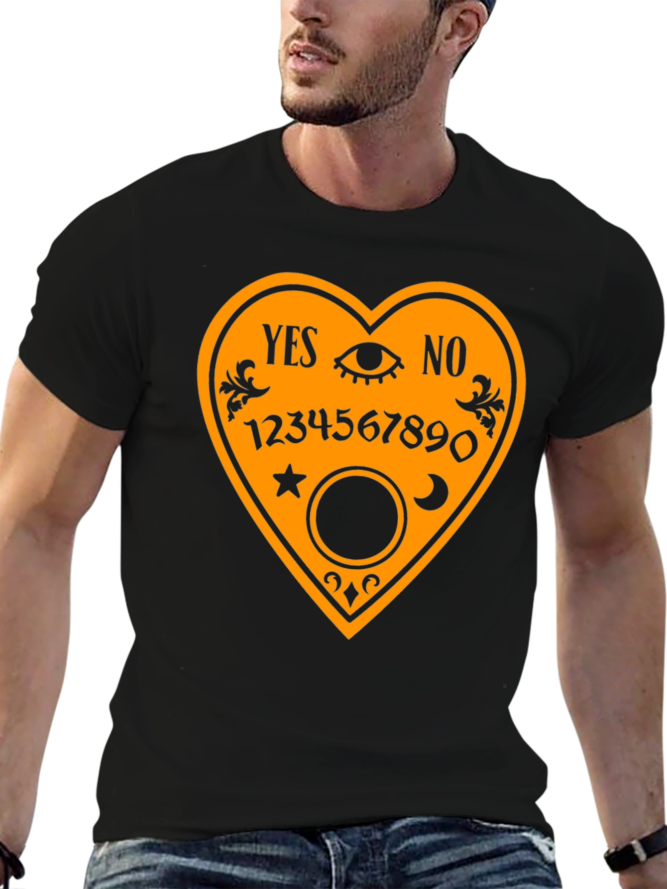 Camiseta Negra con Diseño de Tabla Ouija