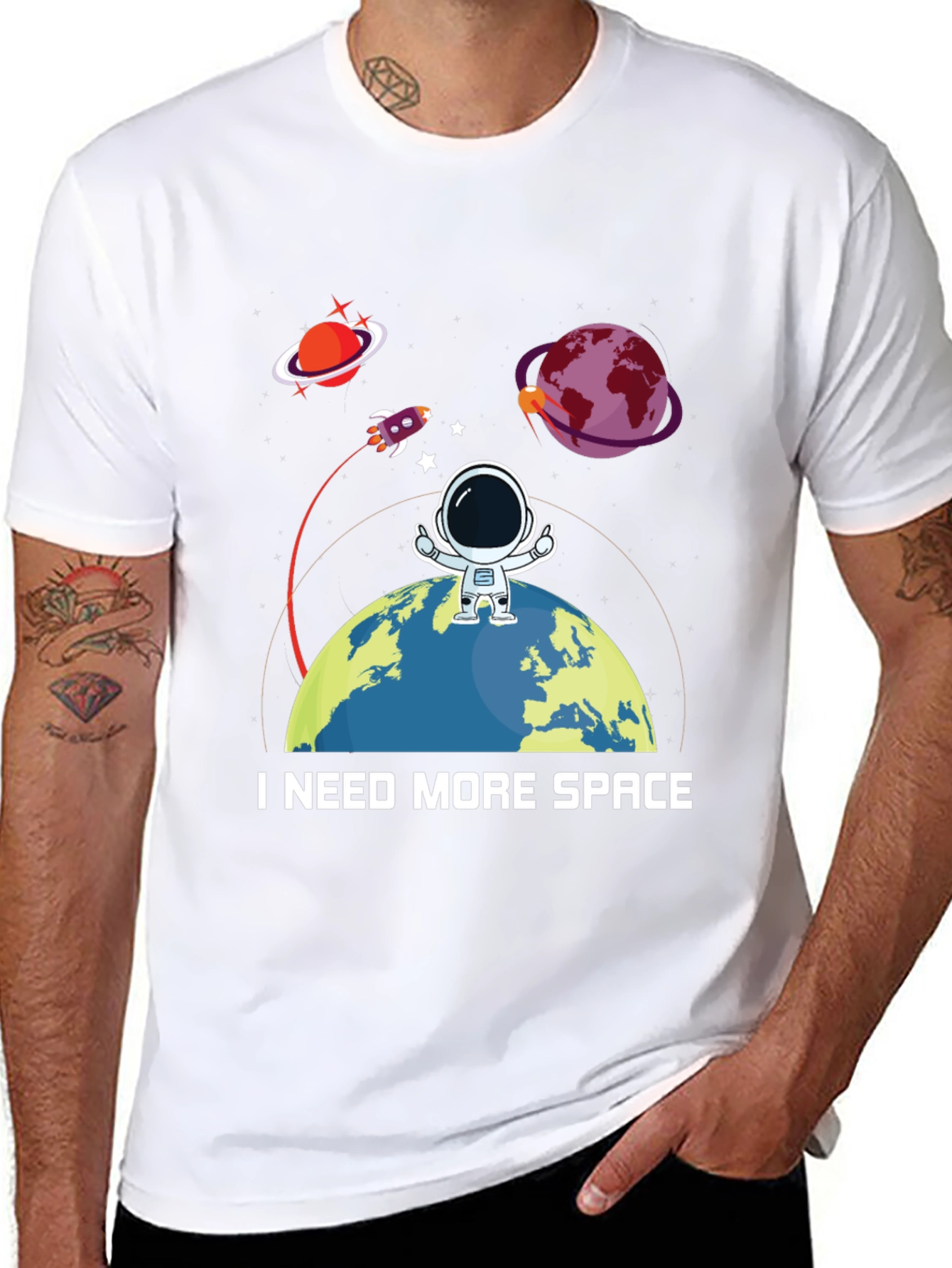 Camiseta Necesito Más Espacio - Diseño Espacial