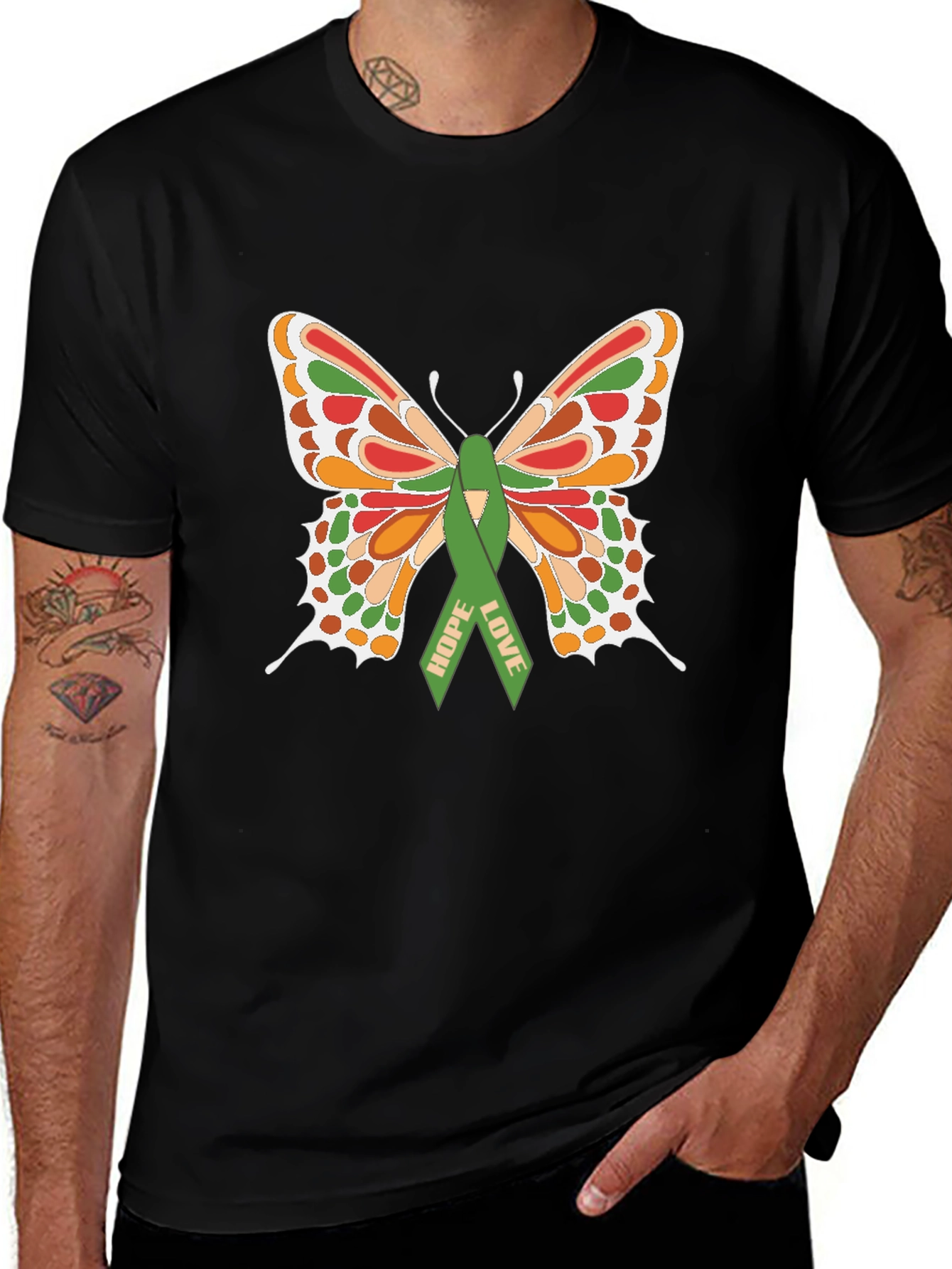 Camiseta Negra con Mariposa de Esperanza y Amor