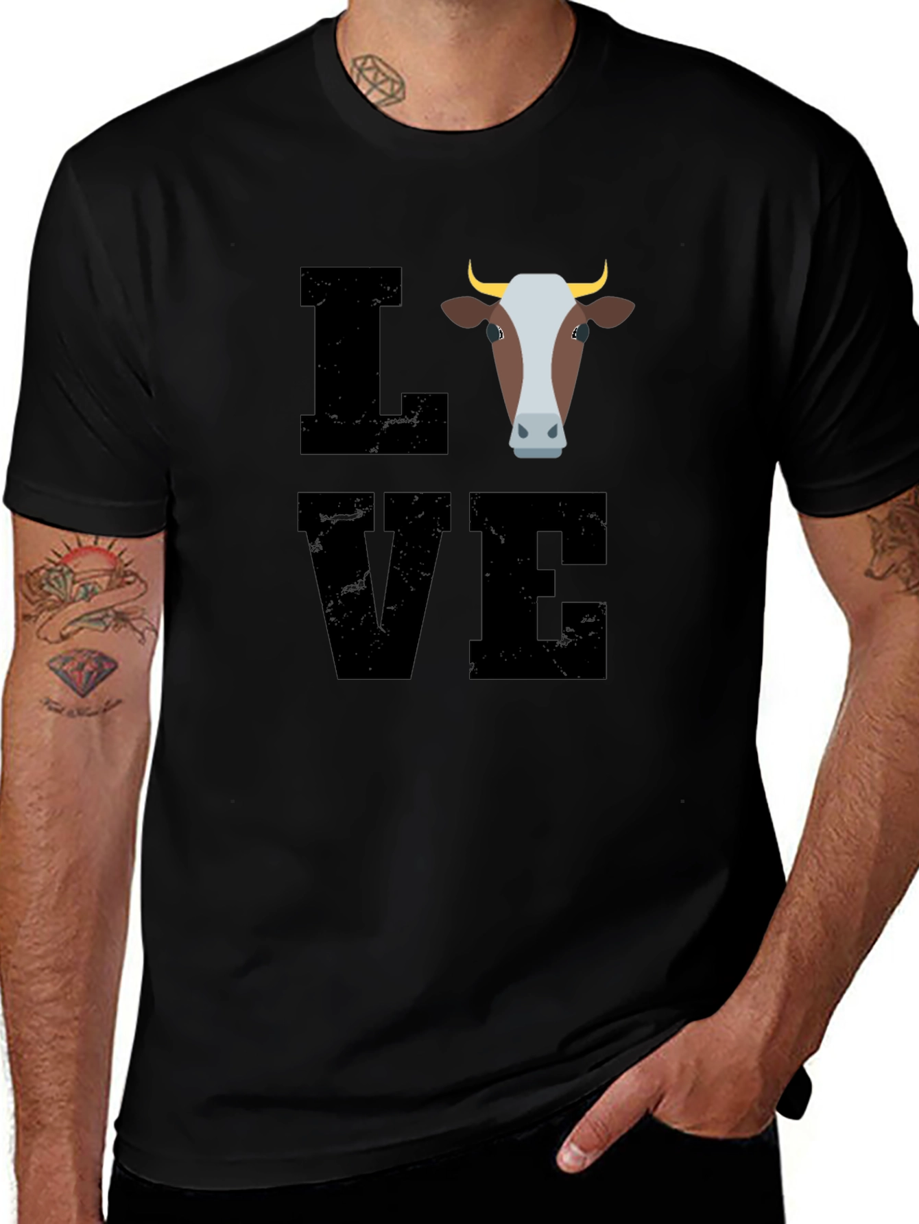 Camiseta Negra con Diseño de Vaca LOVE