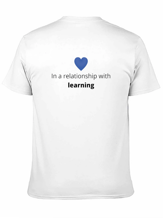 Camiseta Negra - En una relación con el aprendizaje