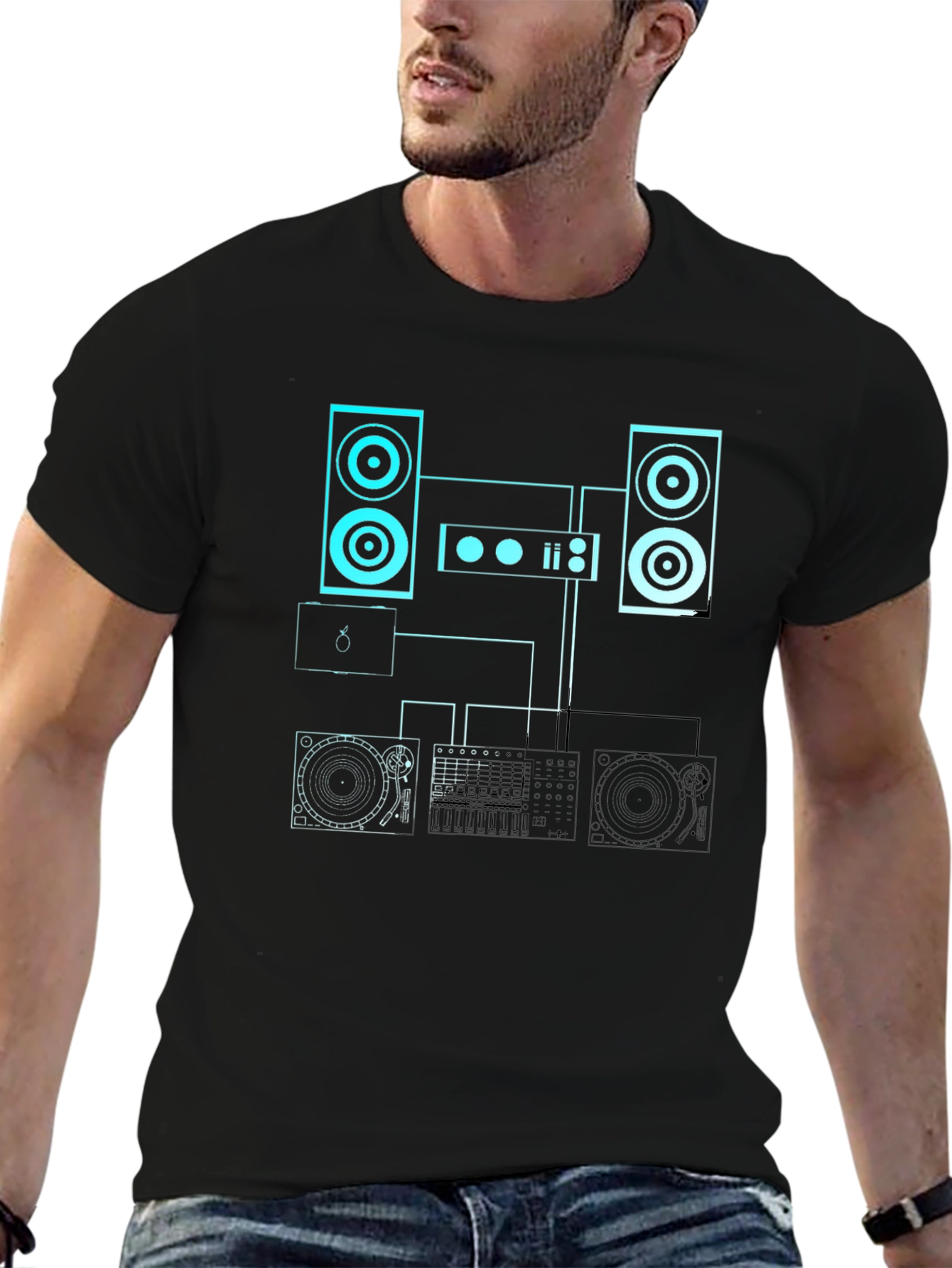 Camiseta Negra con Diseño de Equipo de DJ