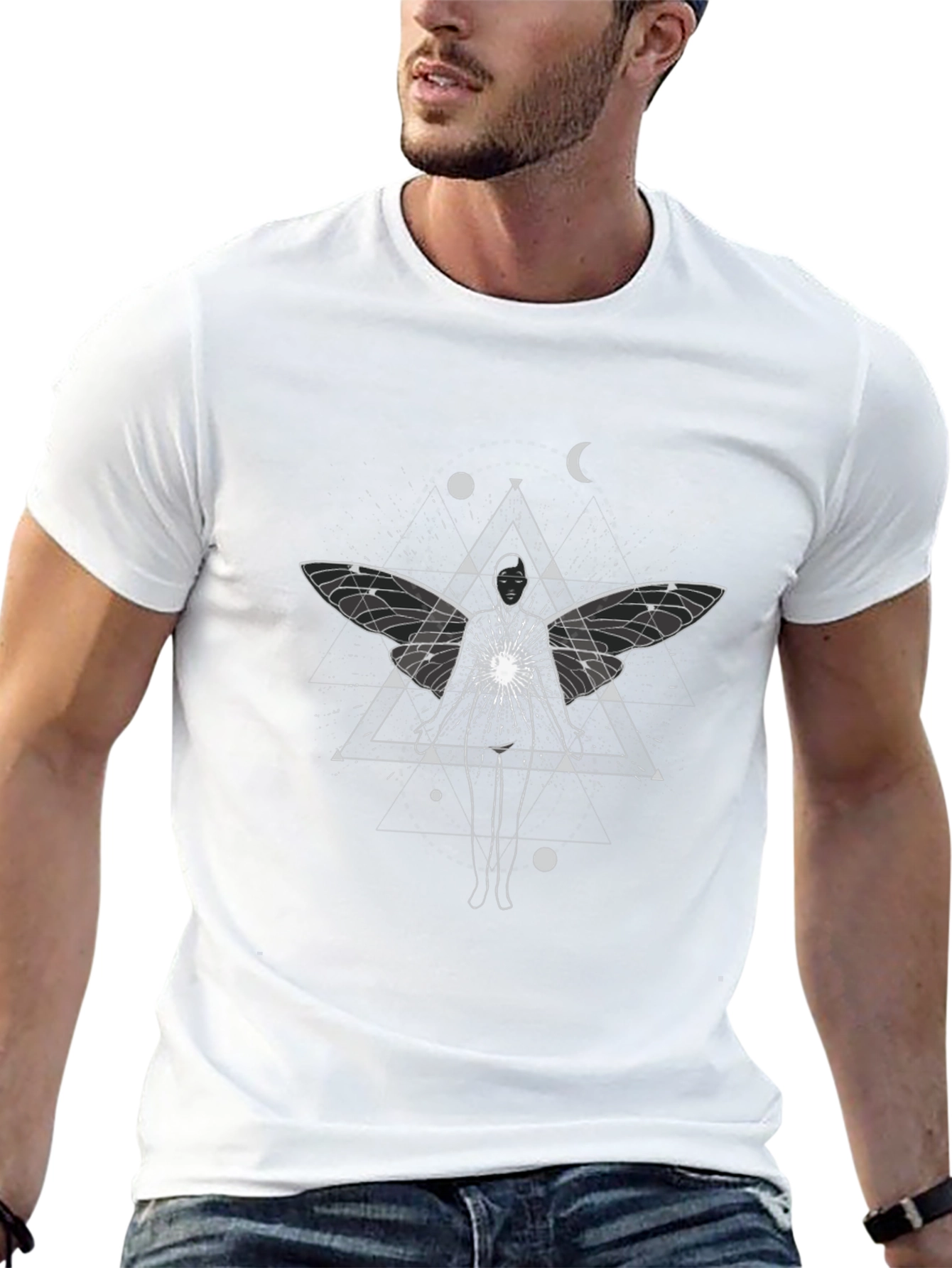Camiseta Negra con Diseño Místico de Alas de Hada