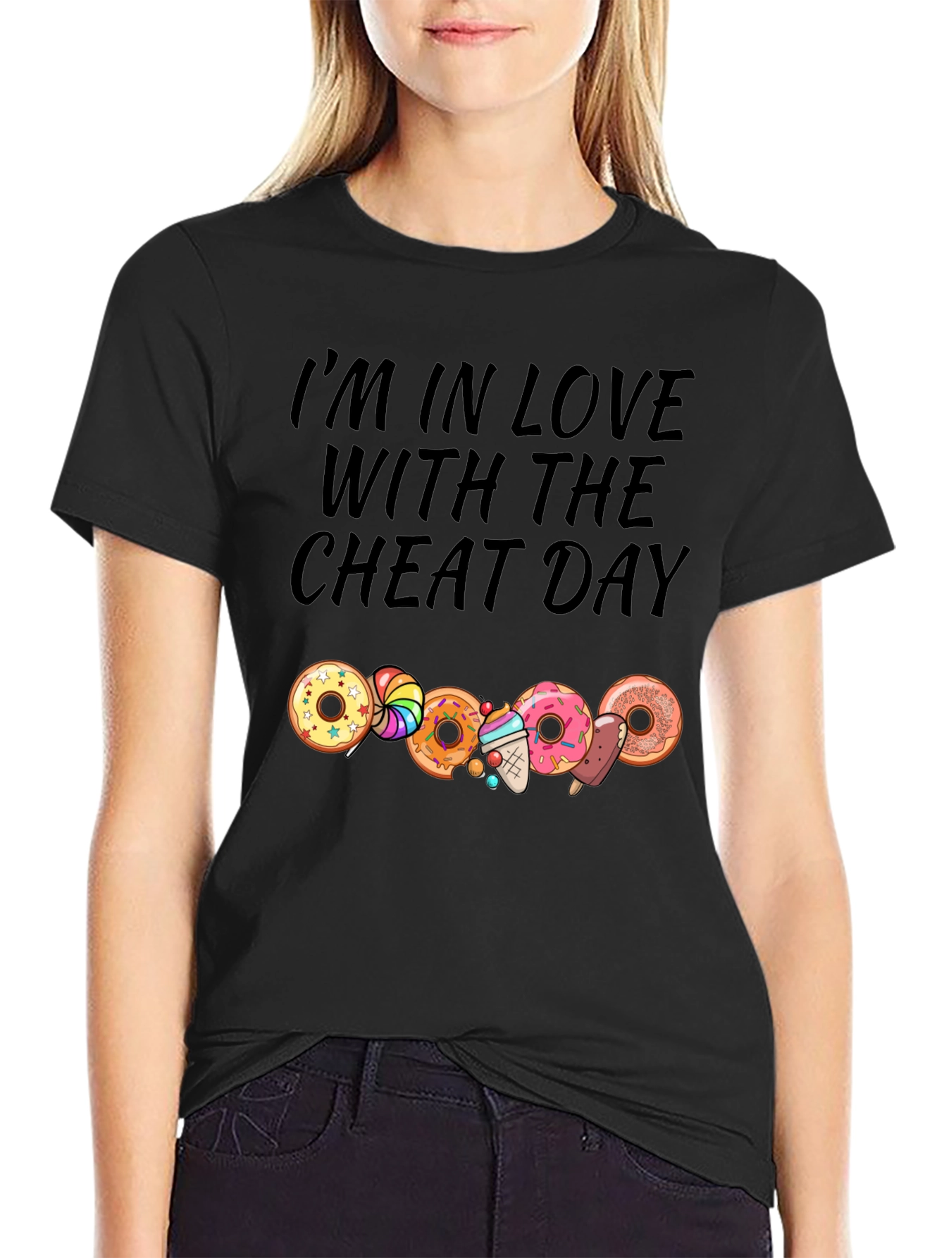 Camiseta Negra Cheat Day con Donas y Dulces