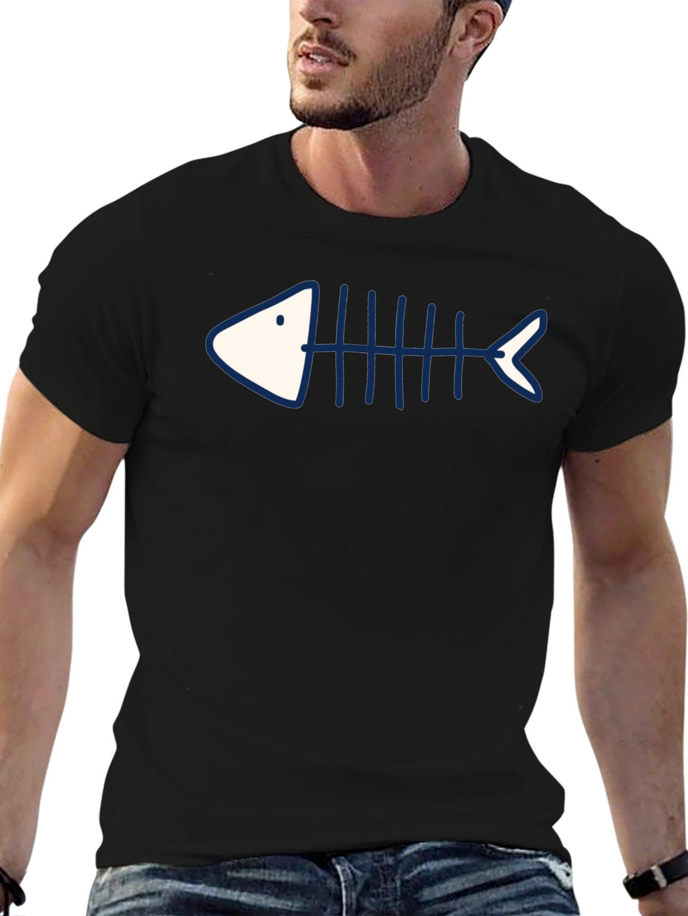 Camiseta Negra con Diseño de Esqueleto de Pescado Azul