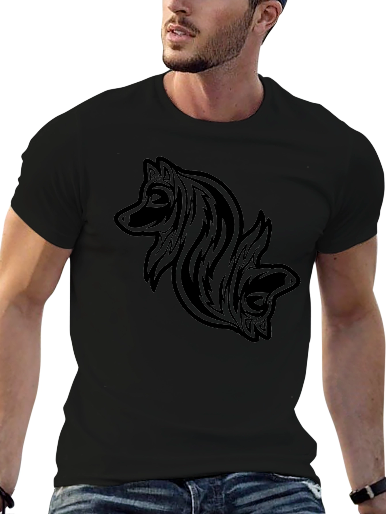 Camiseta Negra con Diseño de Lobos Tribal
