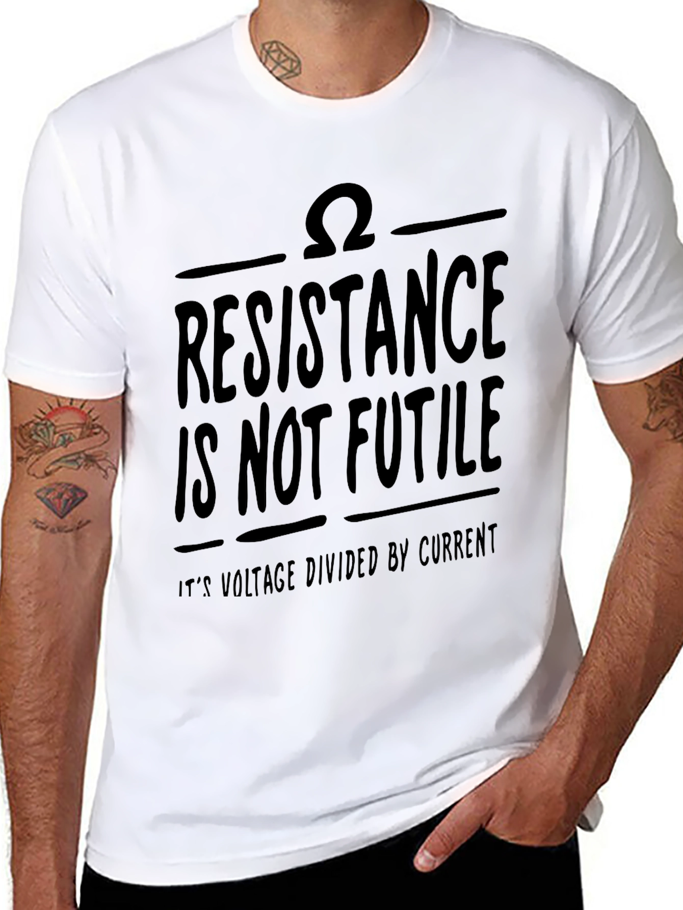 Camiseta Negra Resistencia no es inútil