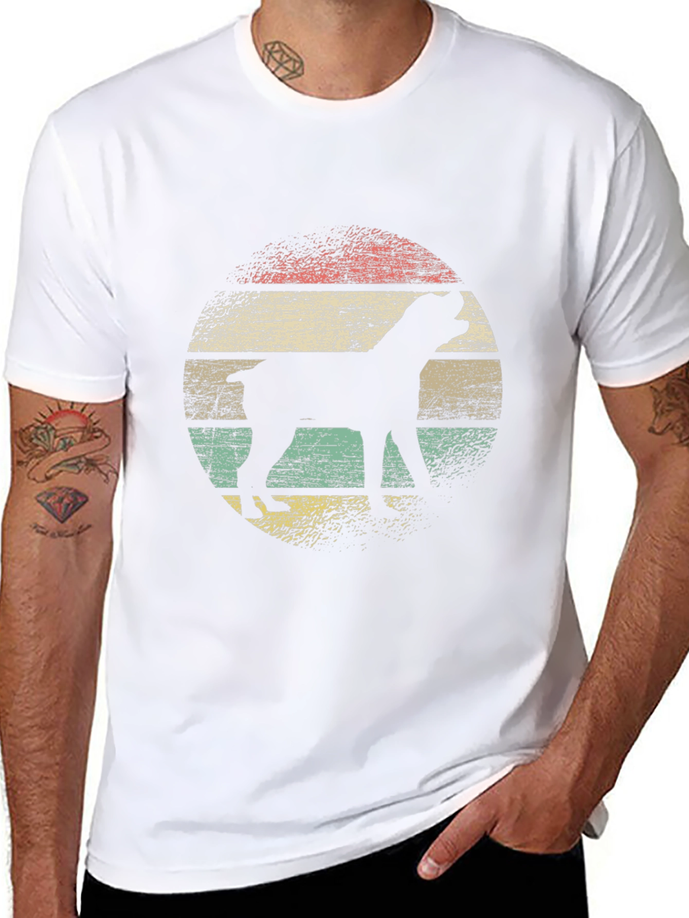 Camiseta Negra Retro con Silueta de Perro