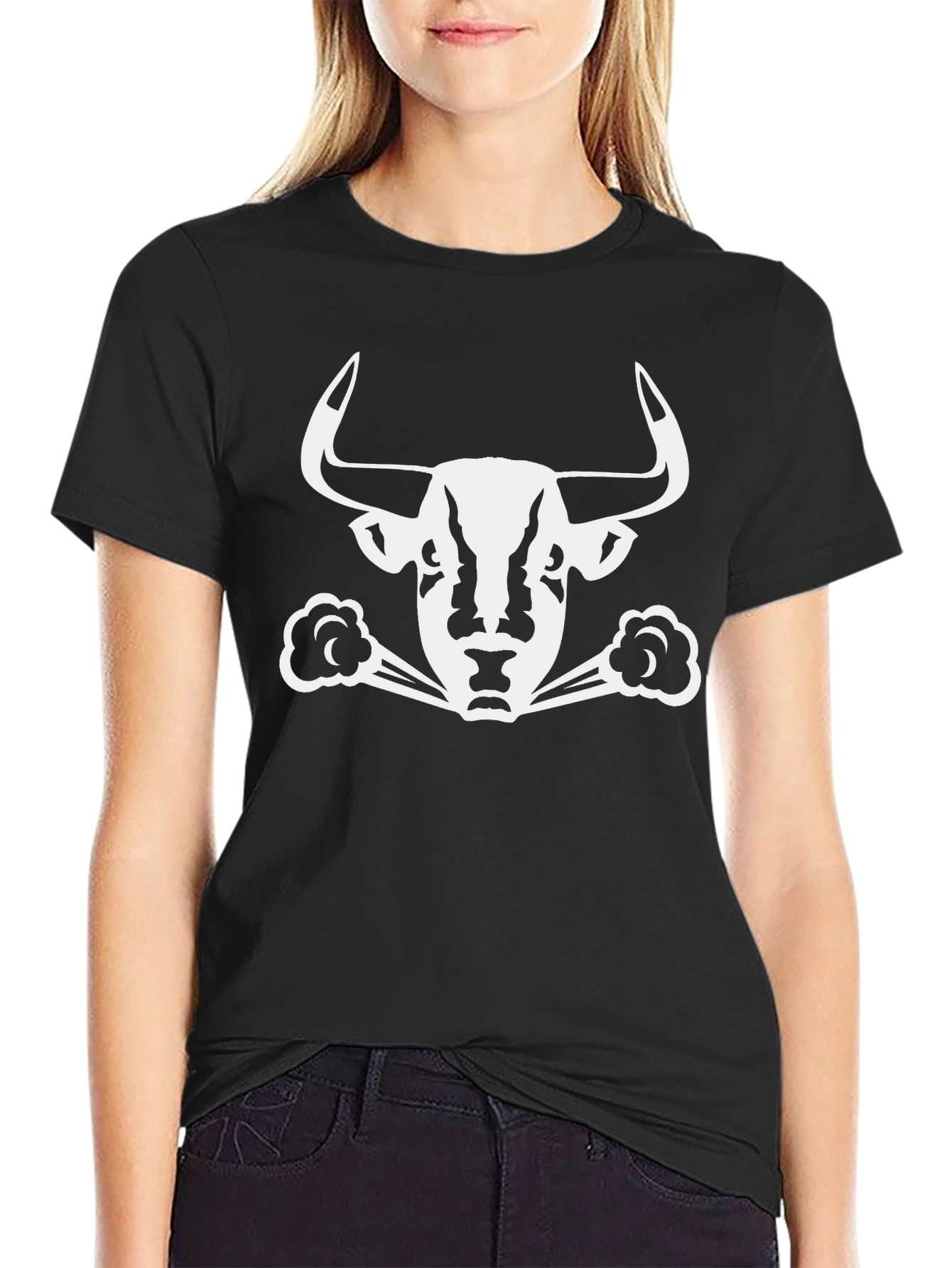 Camiseta Negra con Diseño de Toro Blanco
