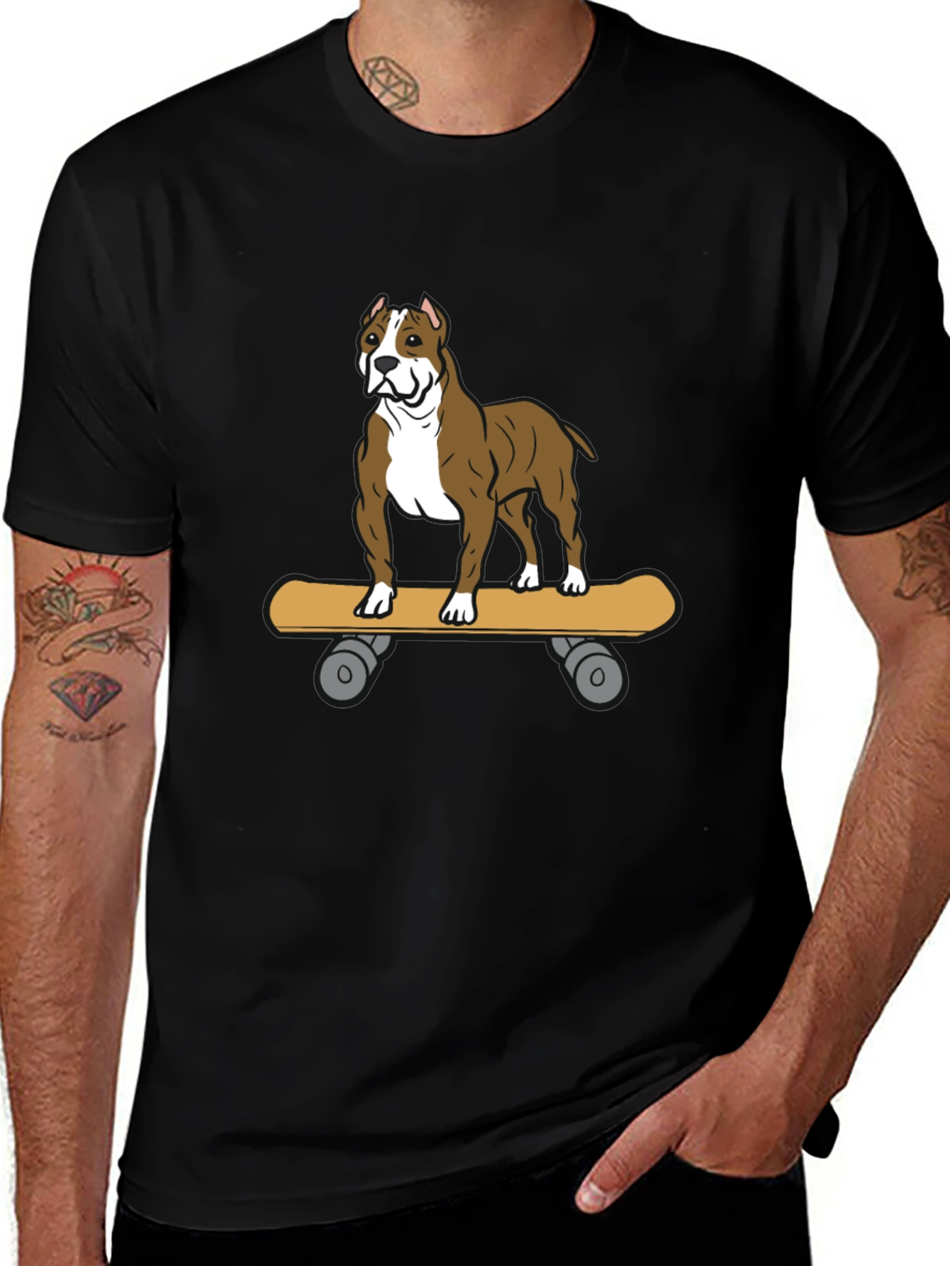 Camiseta Negra con Diseño de Perro Pitbull en Skate