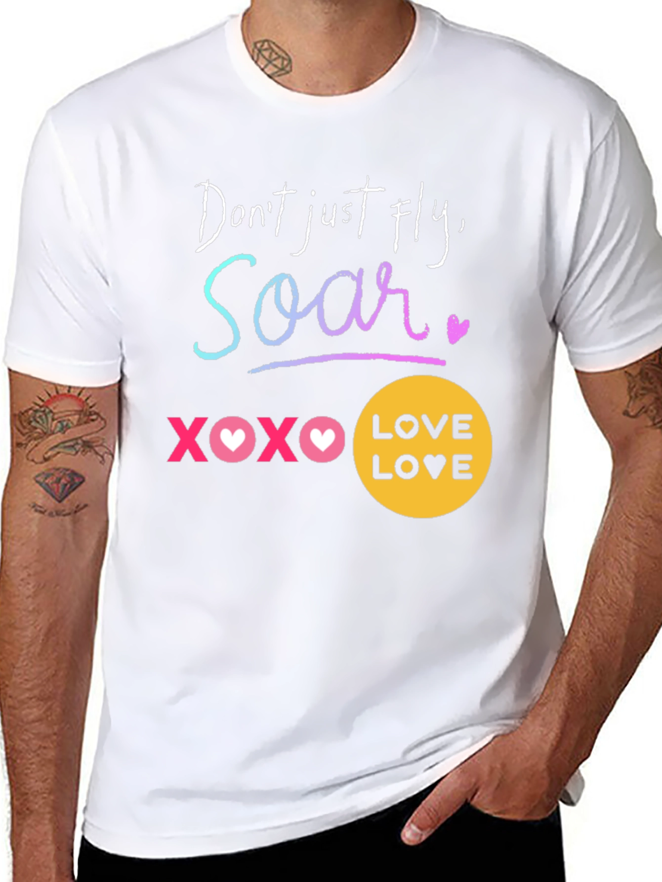 Camiseta Negra Soar: Amor y Motivación