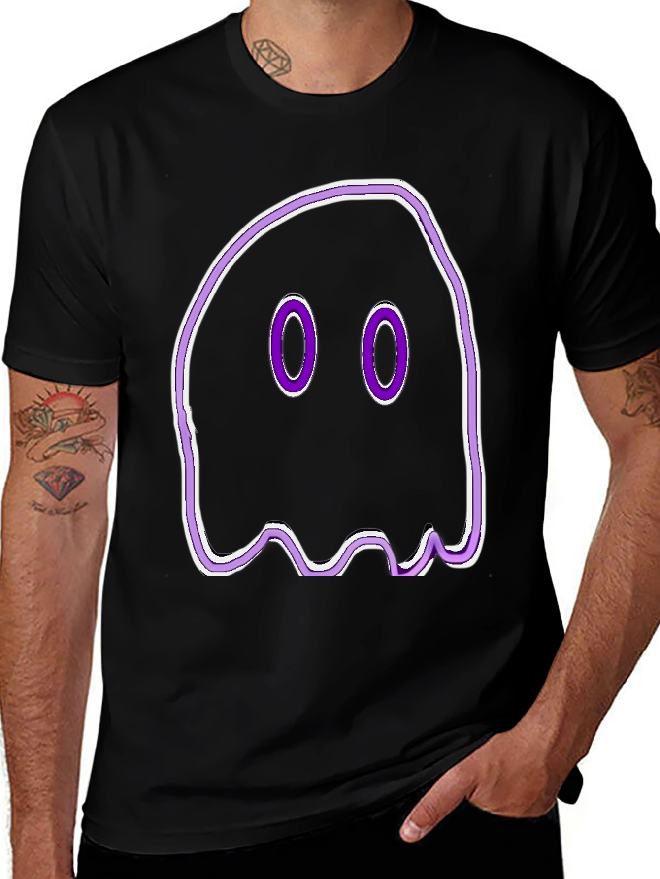 Camiseta Negra con Diseño de Fantasma Morado