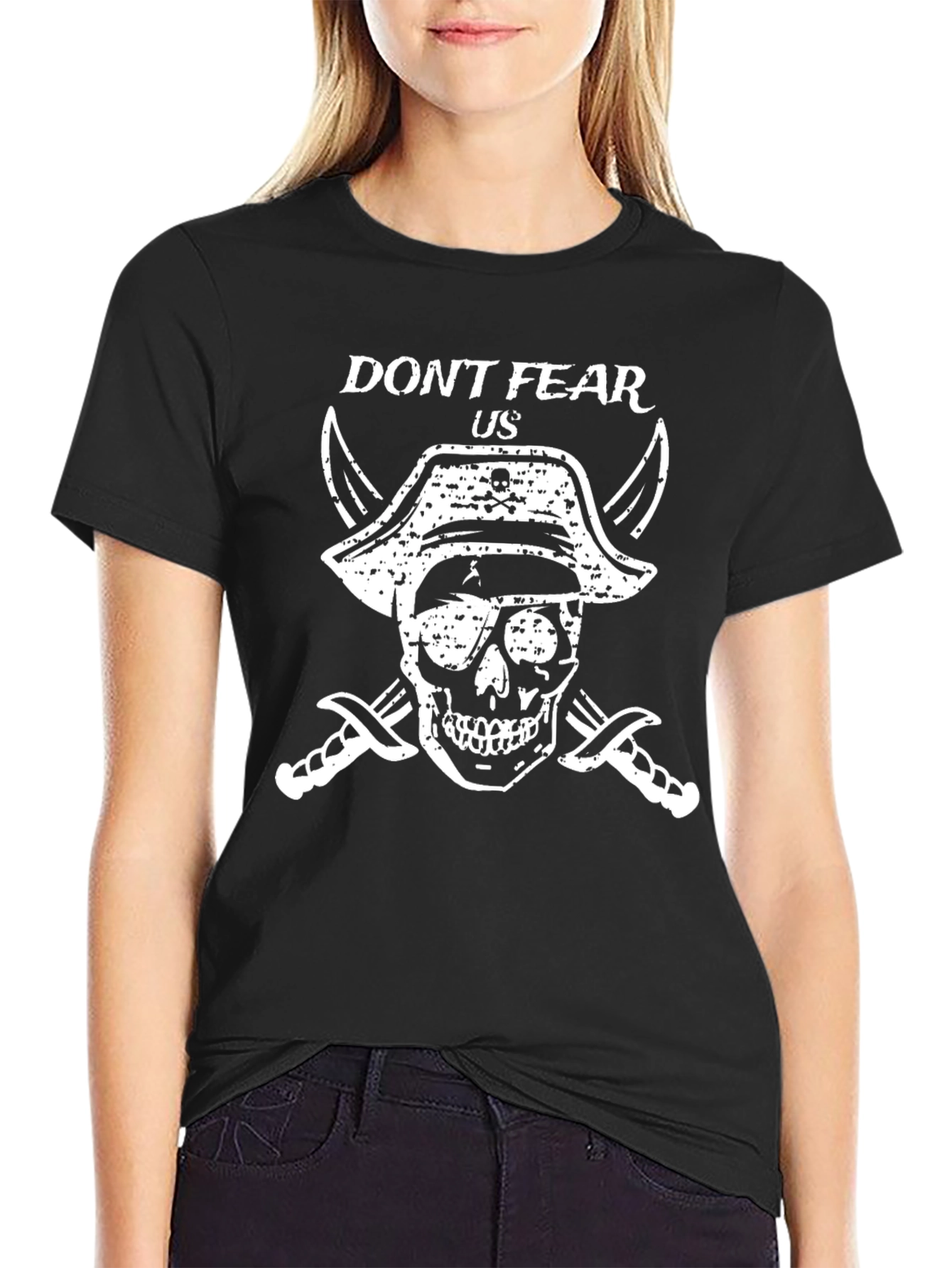 Camiseta Negra con Diseño de Calavera Pirata