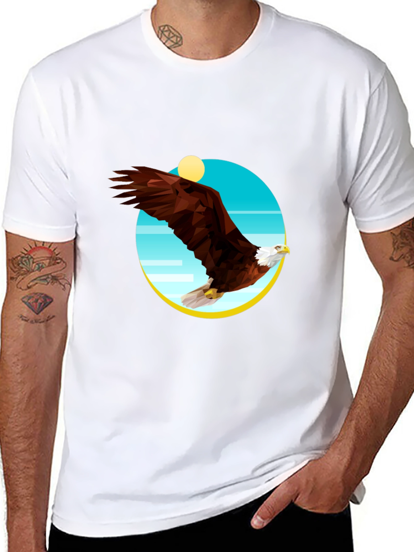 Camiseta Negra Hombre Águila Geométrica