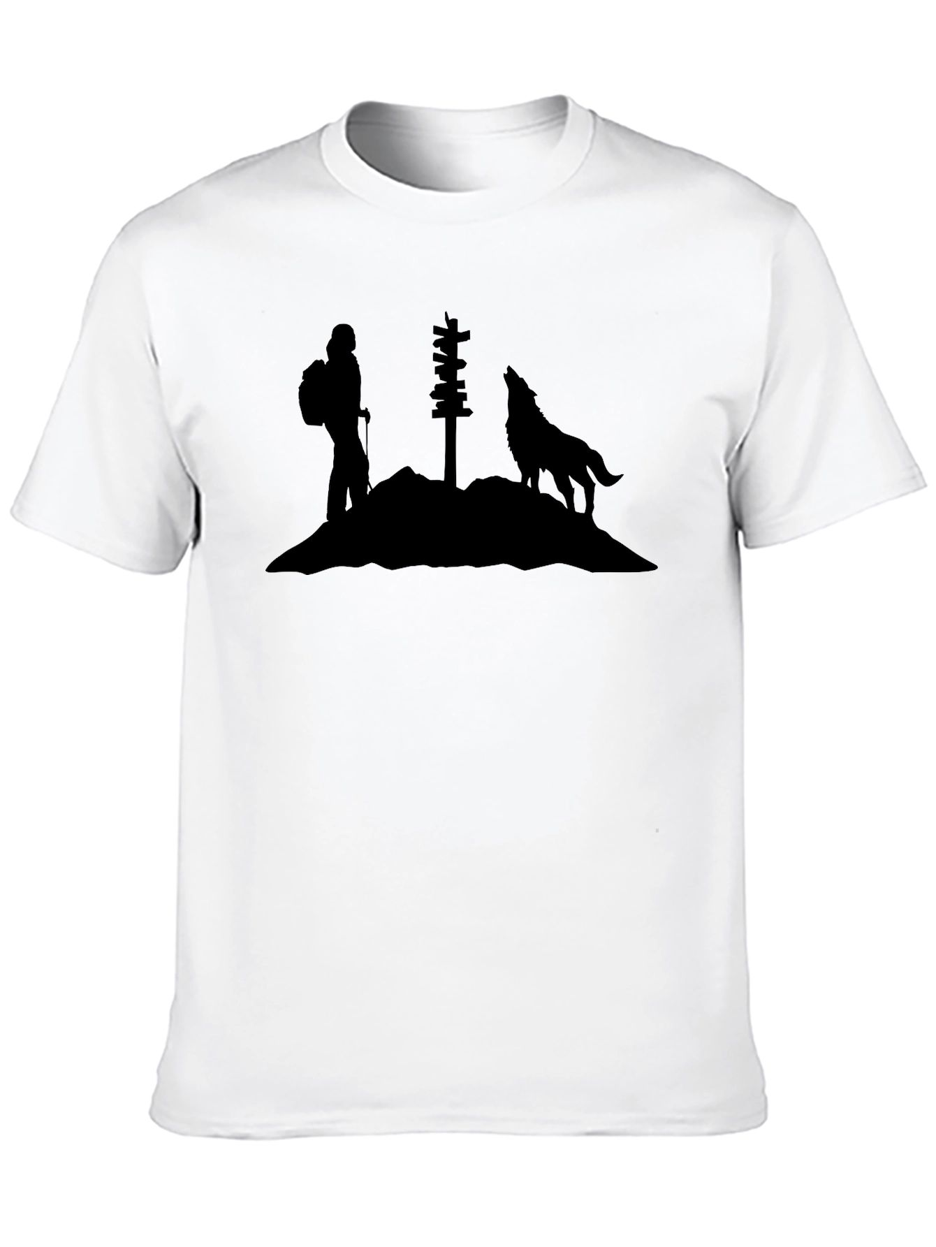 Camiseta Negra Silueta Lobo y Senderista