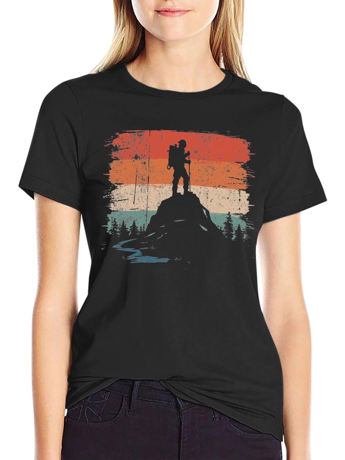 Camiseta Negra Gráfico Retro Montañista Aventura