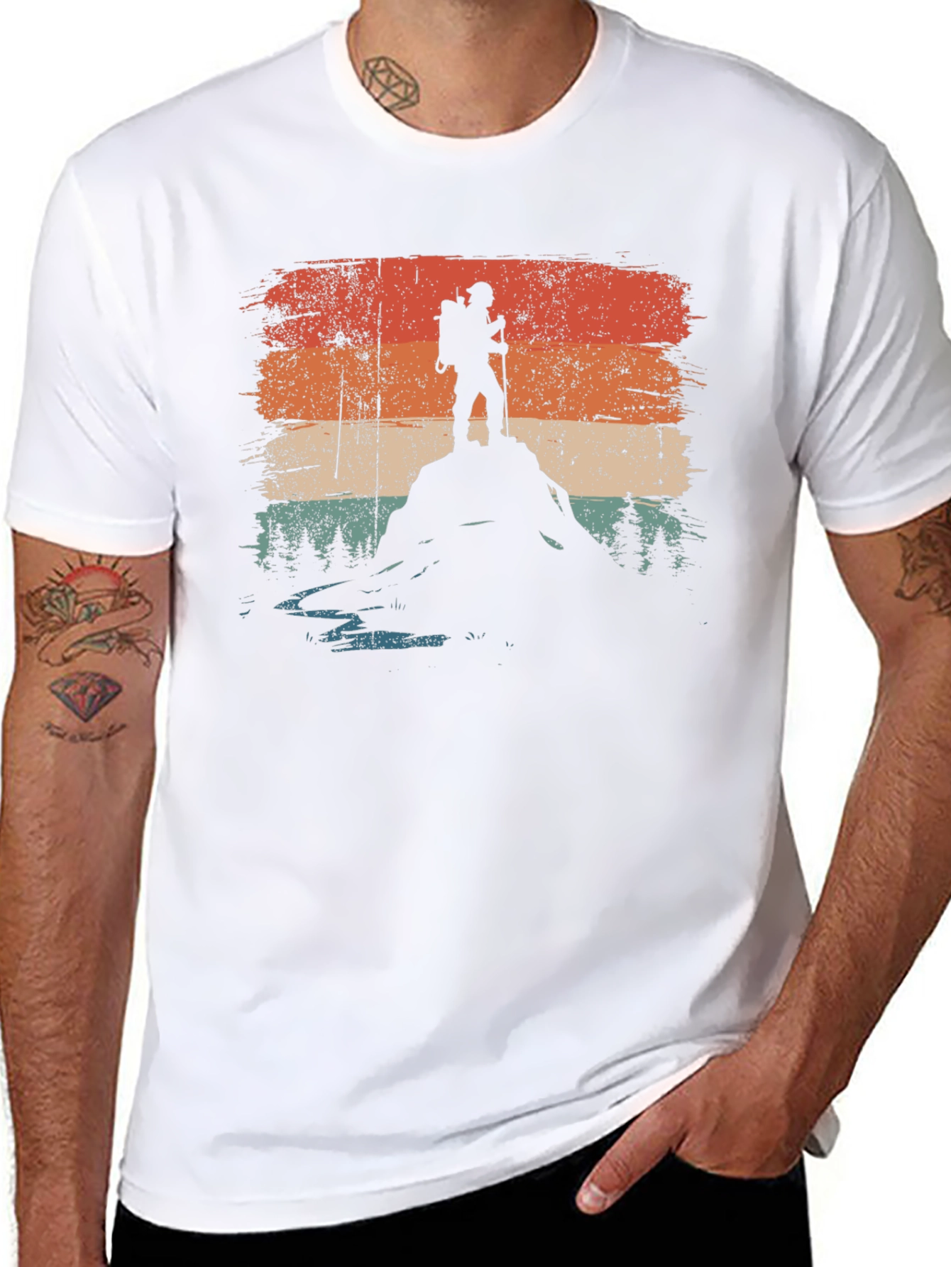 Camiseta Negra Gráfico Retro Montañista Aventura