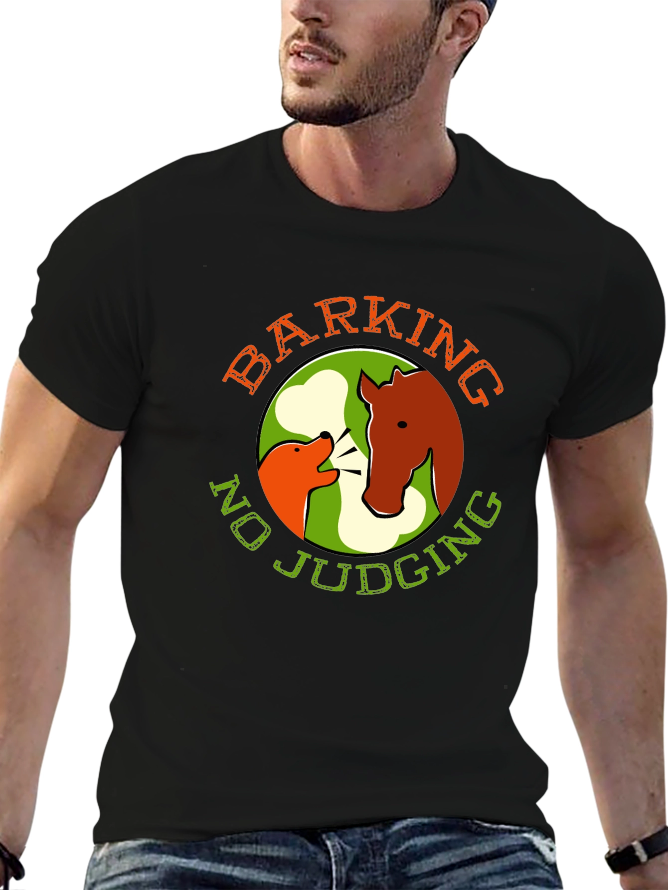 Camiseta Negra Divertida: Perro y Caballo