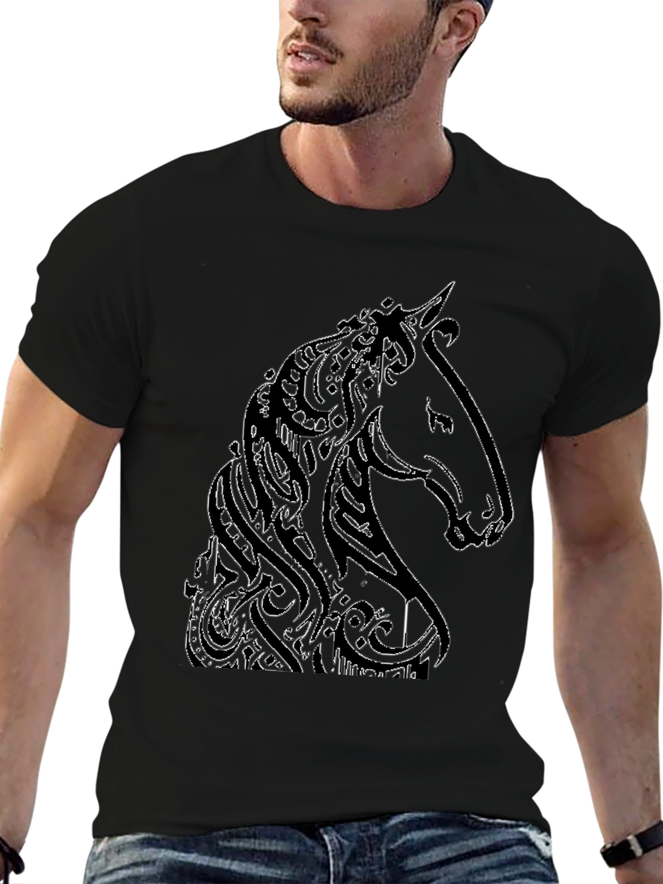 Camiseta Negra con Diseño de Caballo Abstracto