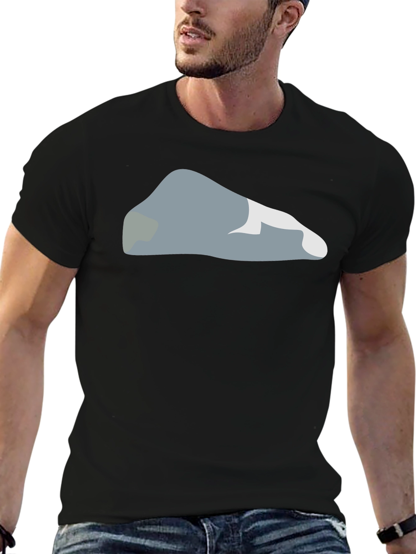 Camiseta Negra con Diseño Abstracto de Roca