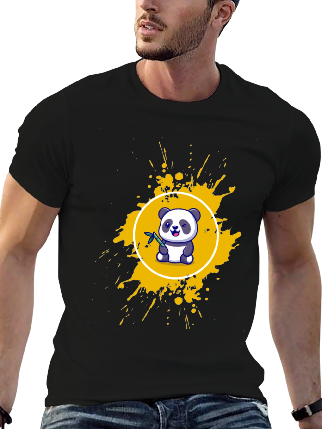 Camiseta Negra con Panda y Salpicaduras Amarillas