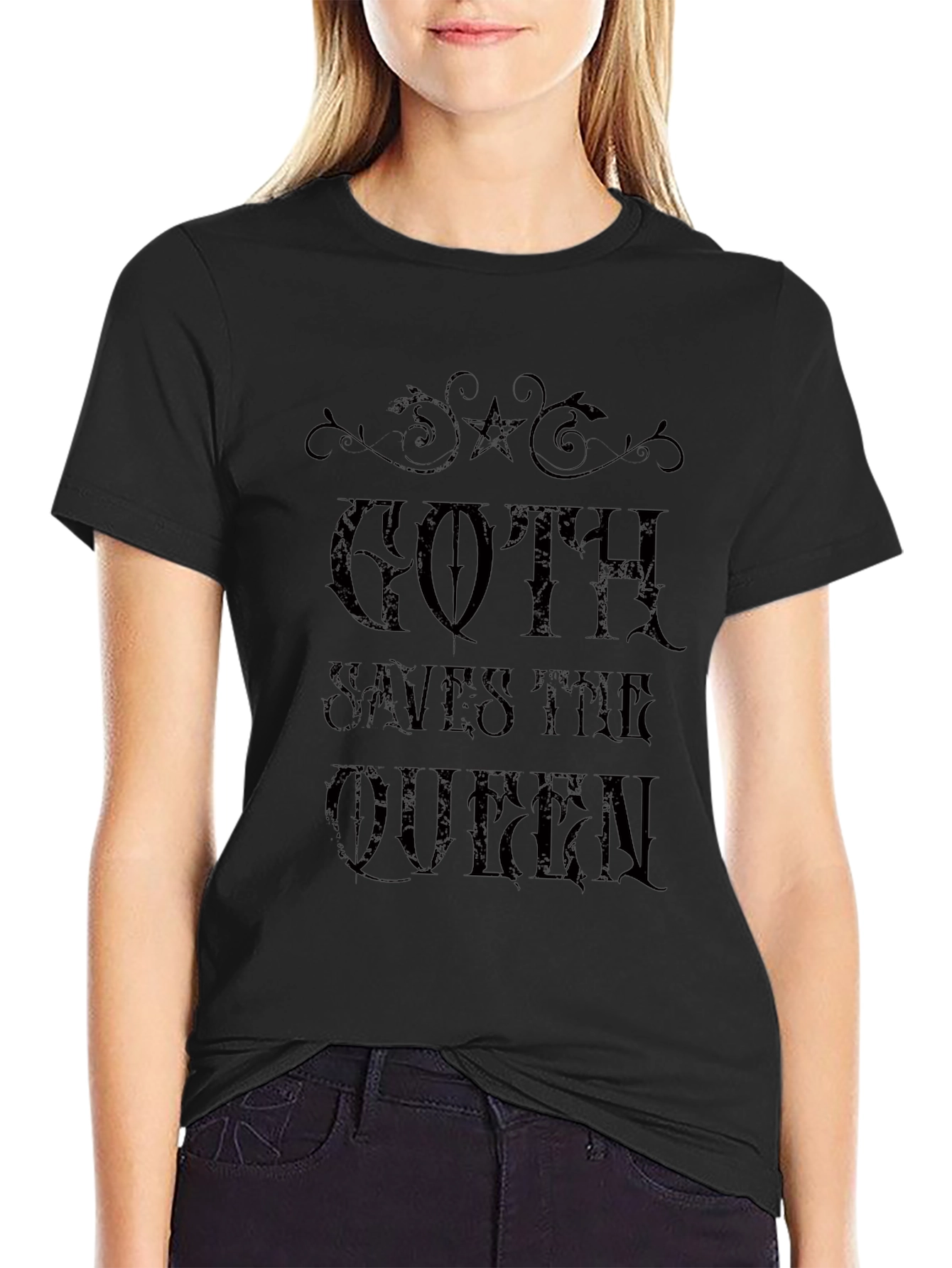 Camiseta Negra Goth Saves The Queen