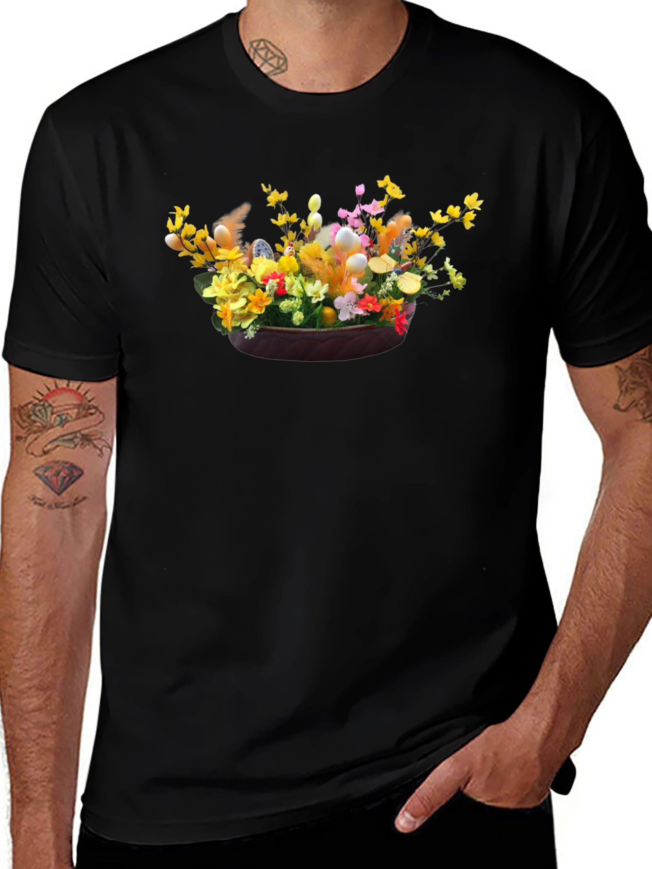 Camiseta Negra con Diseño Floral de Pascua