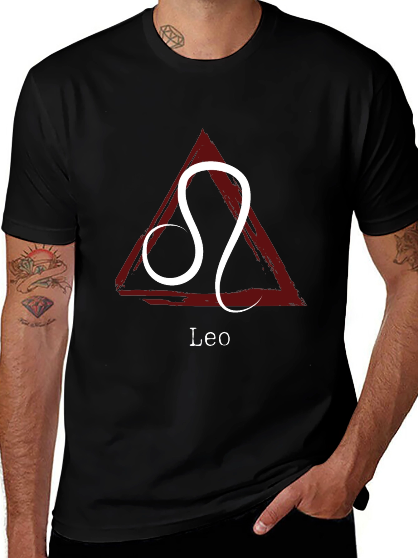 Camiseta Negra con Signo Zodiacal Leo