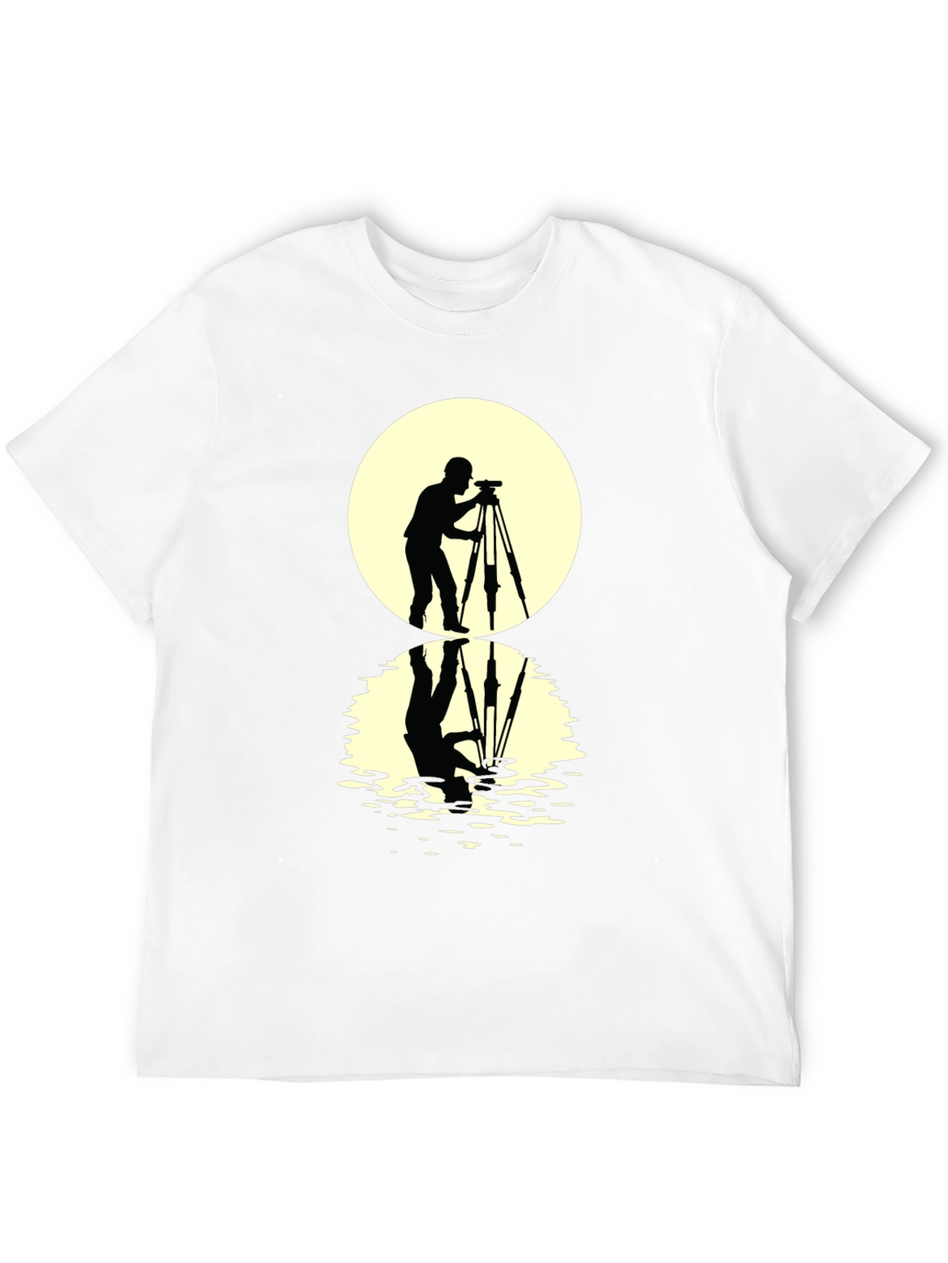 Camiseta Negra con Diseño de Fotógrafo y Reflejo