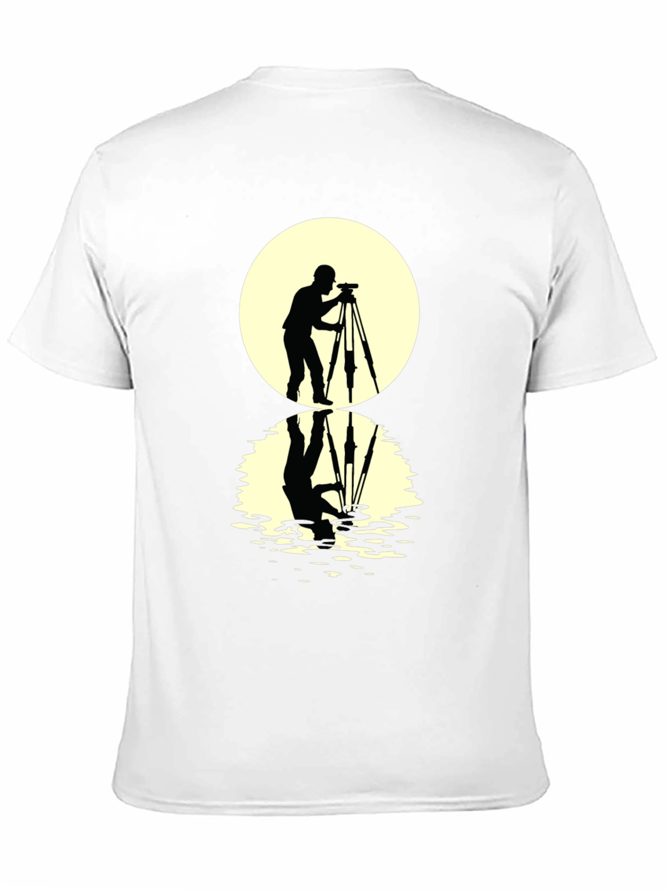 Camiseta Negra con Diseño de Fotógrafo y Reflejo