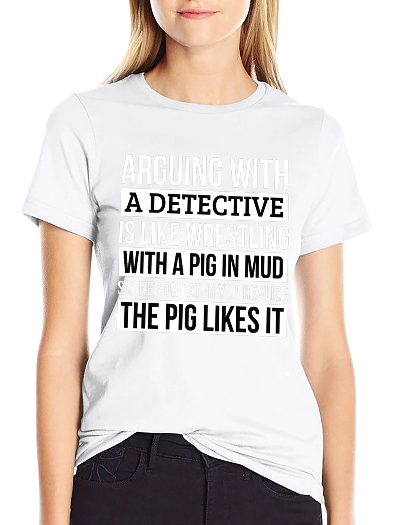 Camiseta Negra con Humor: Detective y el Cerdo