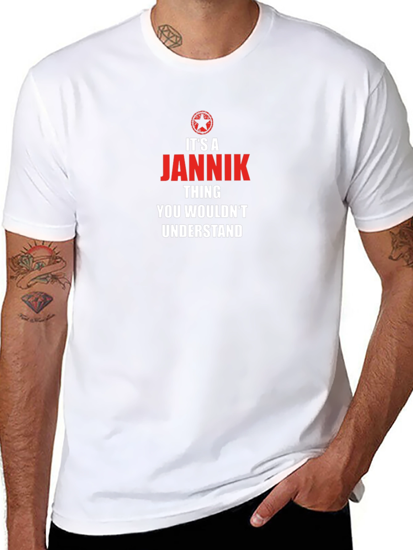 Camiseta Negra con Diseño Jannik Thing