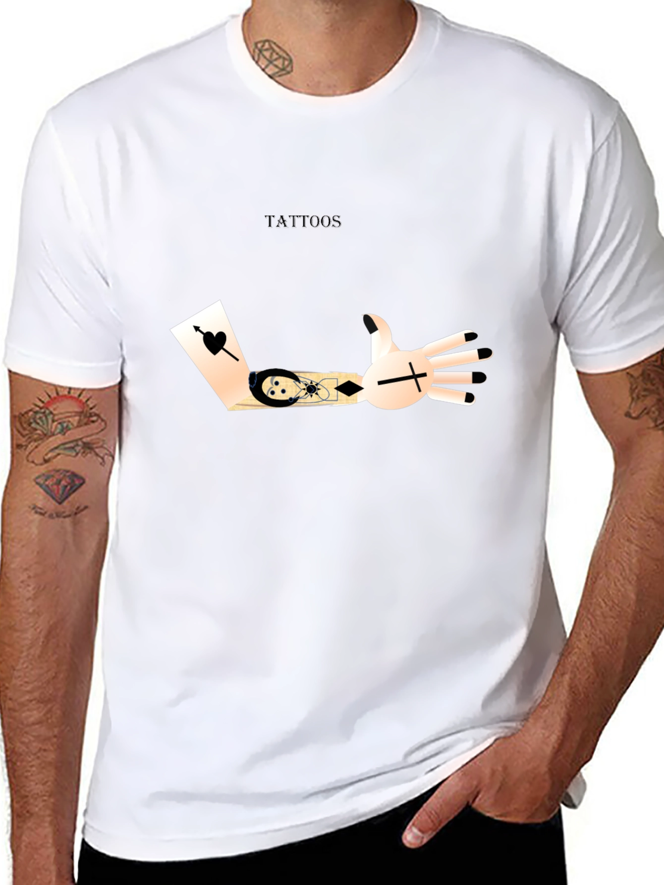 Camiseta Negra con Diseño de Tatuajes