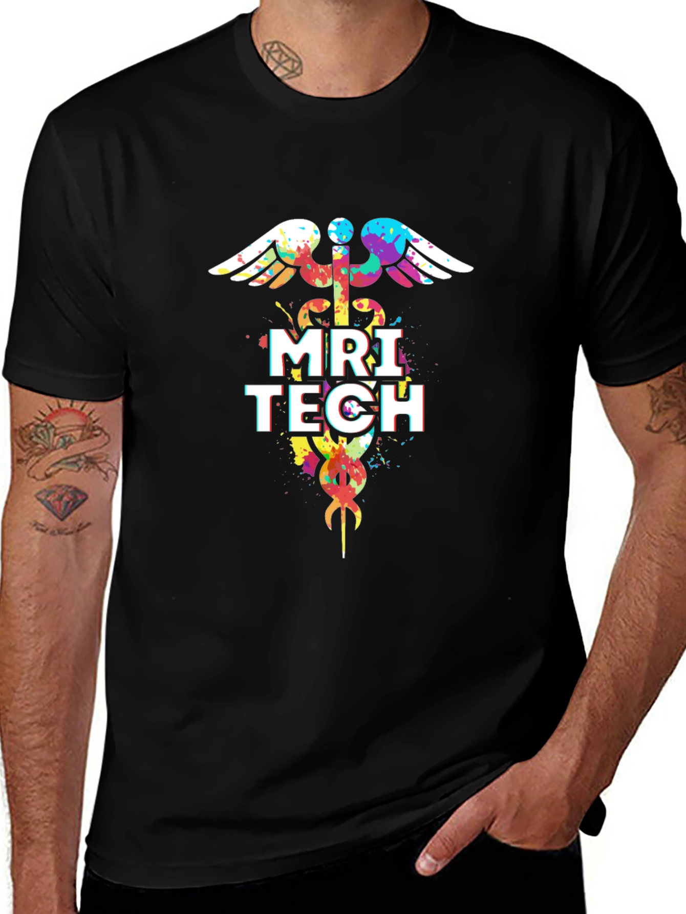 Camiseta Negra con Diseño MRI Tech Acuarela