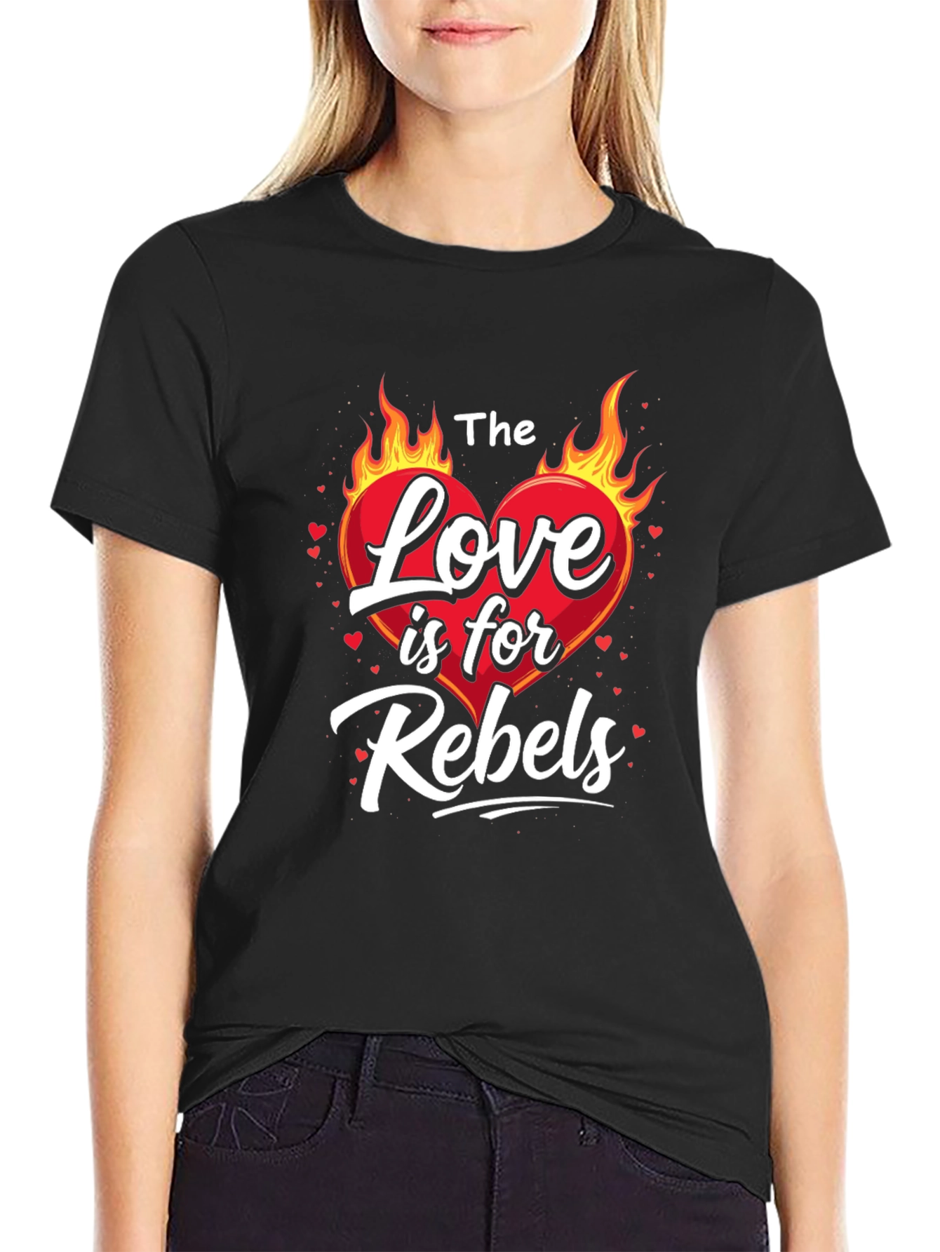 Camiseta Negra: El Amor es para Rebeldes