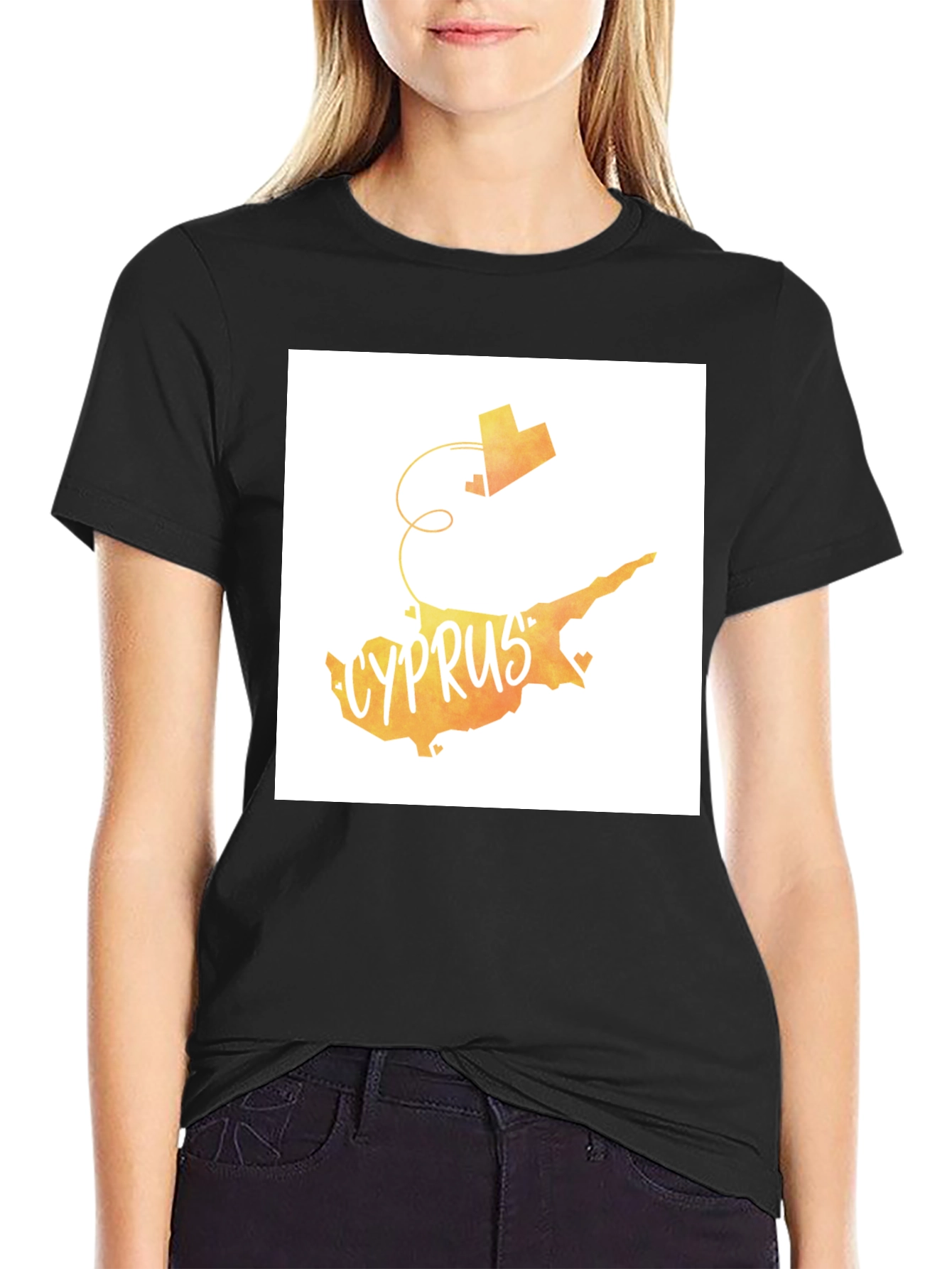 Camiseta Negra con Diseño Chipre Corazón