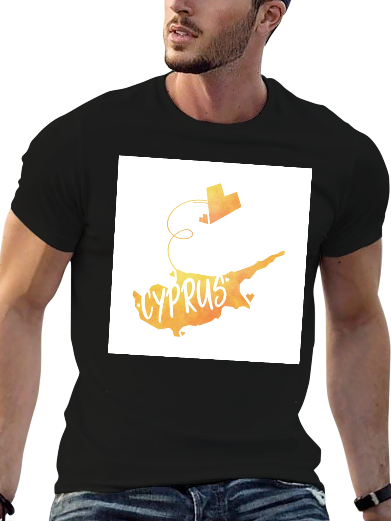 Camiseta Negra con Diseño Chipre Corazón