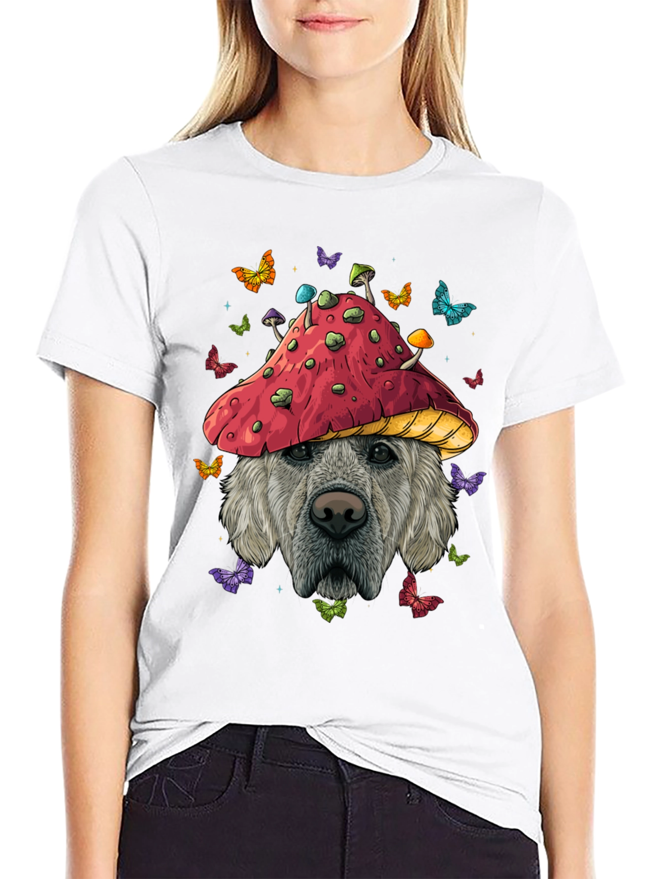 Camiseta Negra con Diseño de Perro y Hongo