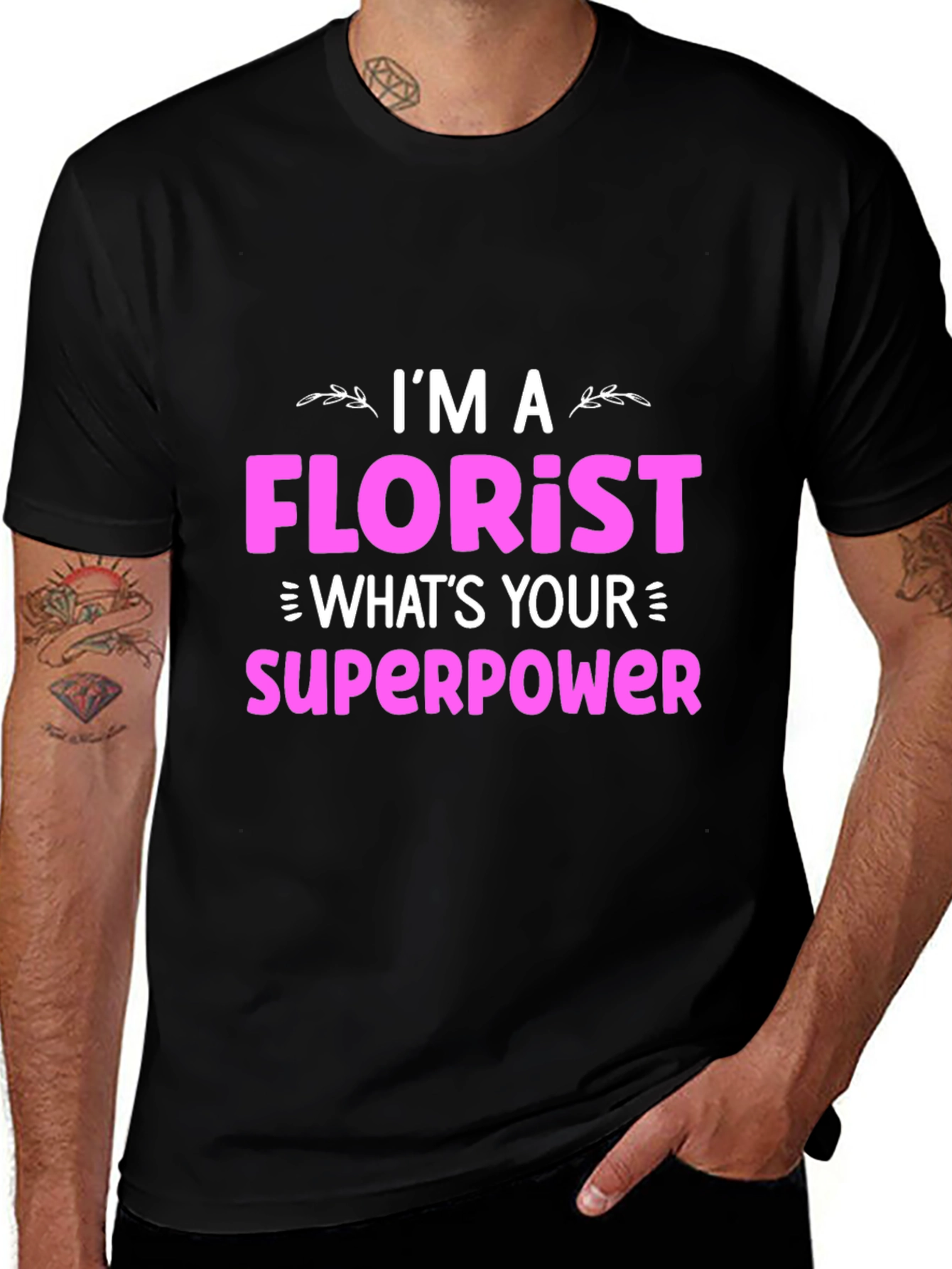 Camiseta Negra Florista Superpoder