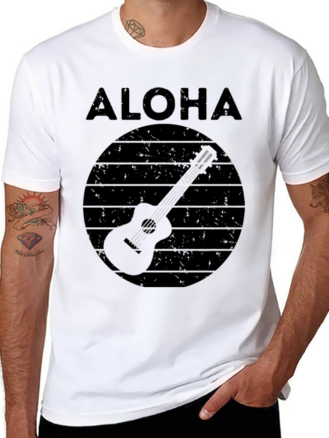 Camiseta Negra Aloha con Diseño de Guitarra