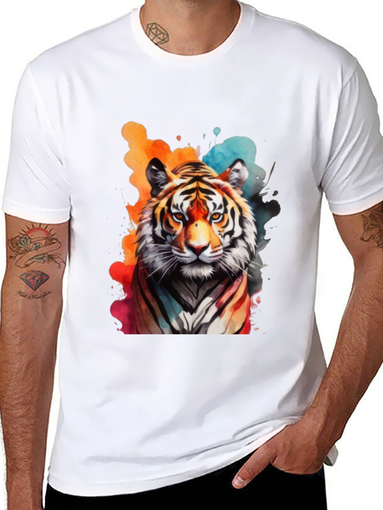 Camiseta Negra con Estampado de Tigre Acuarela