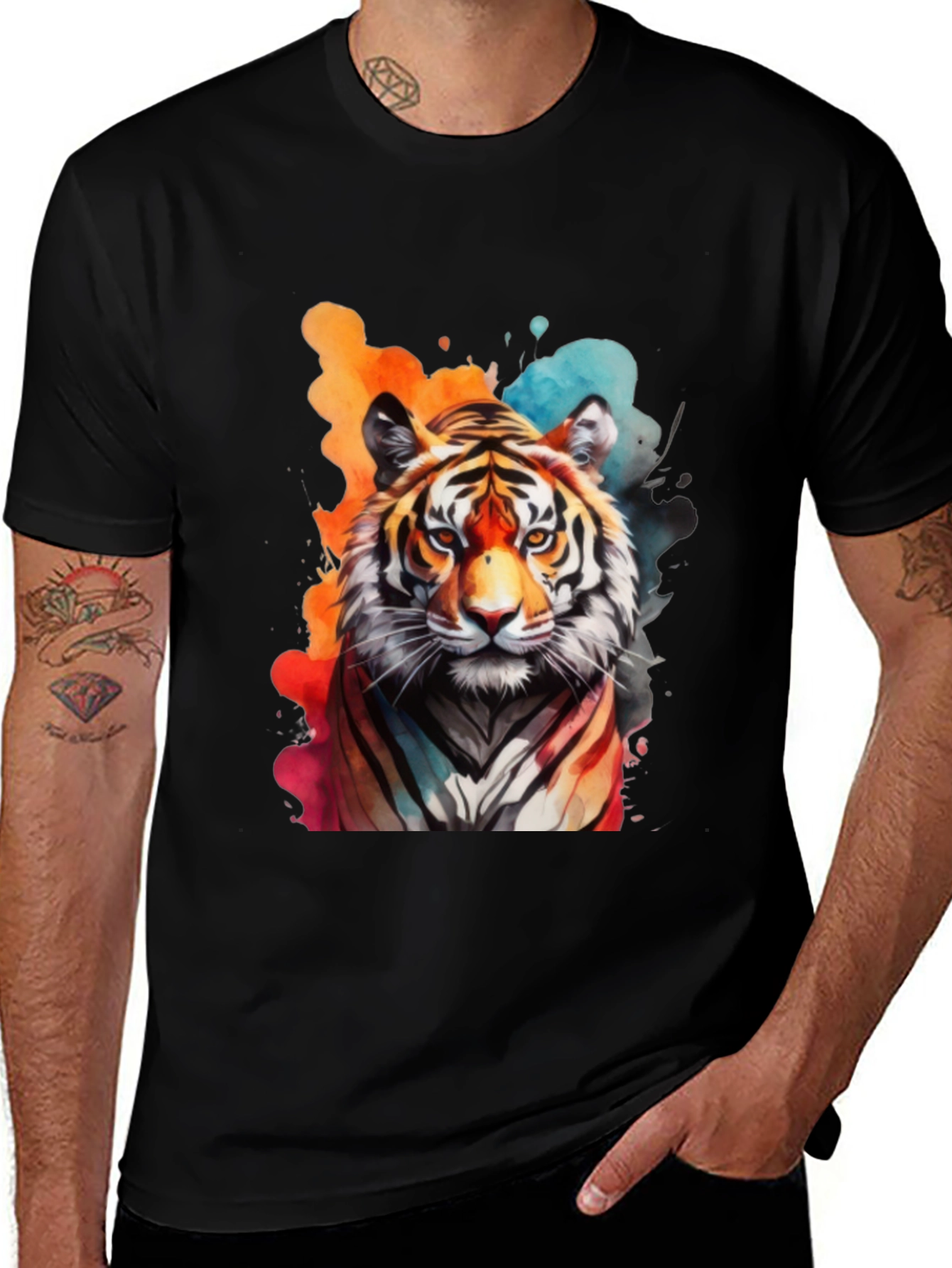 Camiseta Negra con Estampado de Tigre Acuarela