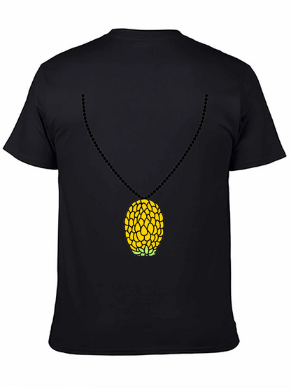 Camiseta Negra con Colgante de Piña
