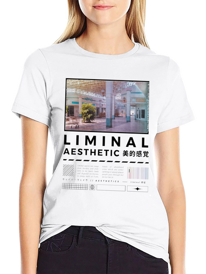 Camiseta Negra Estética Liminal