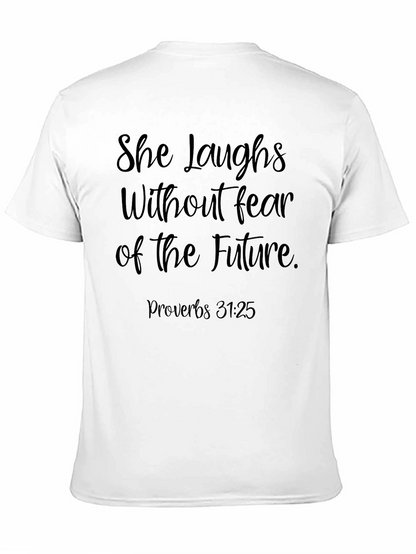 Camiseta Negra con Mensaje Inspirador Proverbios 31:25