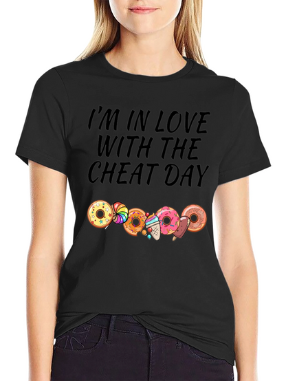 Camiseta Negra Cheat Day con Donas y Dulces