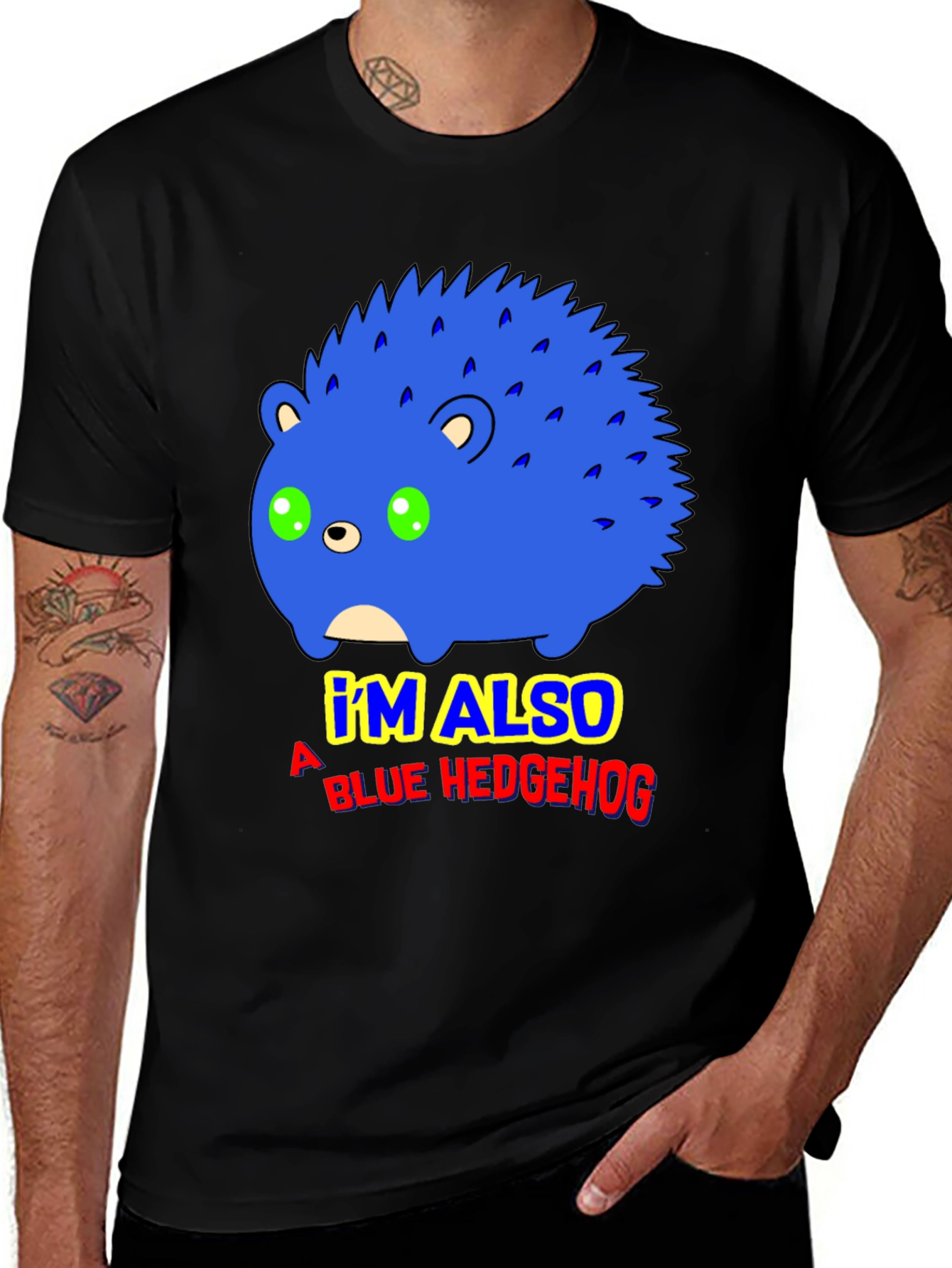 Camiseta Negra con Diseño de Erizo Azul