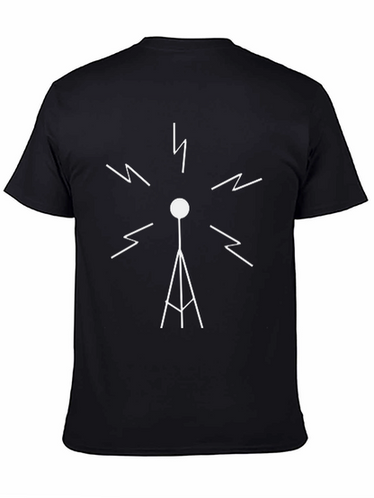 Camiseta Negra con Diseño de Antena de Radio